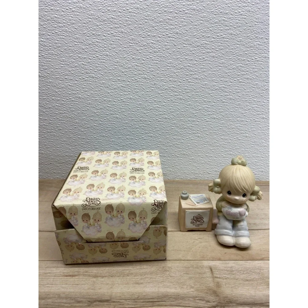 Vtg 1983 Enesco Precious Moments Join On The Blessings Porcelain Figurine